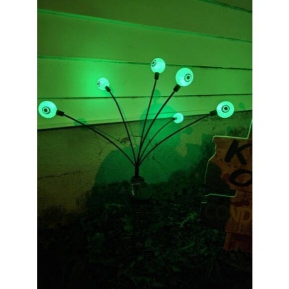 Halloween Decorations Outdoor 2 Pack 12LED Solar Eyeball Pathway Lights - Picture 1 of 1